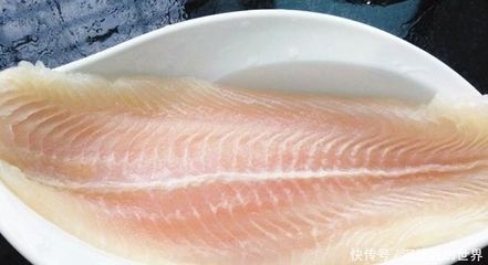 龍魚吃的少是什么原因，龍魚不吃食是怎么回事？