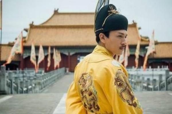 上供的魚需要開膛嗎？傳統祭祀習俗中的講究與現代思考，祭祀用魚是否需要開膛？傳統禮俗與現代觀念的探討