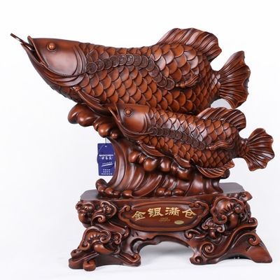 老鳳祥金龍魚擺件，老鳳祥金龍魚擺件不僅是一件精美的藝術(shù)品，還是藝術(shù)品 老鳳祥金龍魚擺件，老鳳祥金龍魚擺件不僅是一件精美的藝術(shù)品，還是藝術(shù)品 龍魚百科 第5張