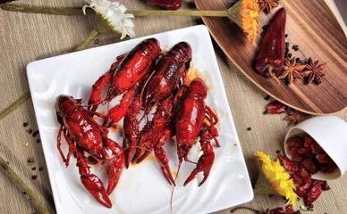 祥龍超血紅龍魚養殖成本分析（祥龍超血紅龍魚養殖成本研究旨在深入分析祥龍超血紅龍魚養殖成本）