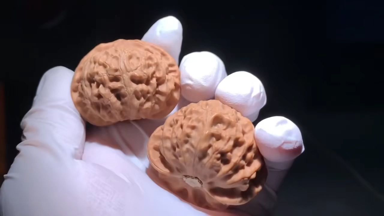 極品·宮燈玉璽獅子頭核桃