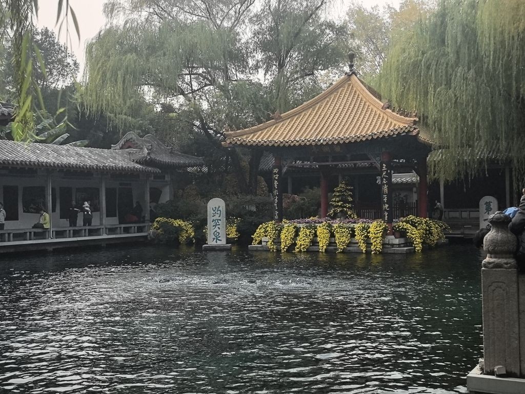 核心]，深度剖析/全面解讀/詳細探究及相關