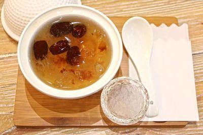 龍魚最佳飼料是什么品種：探尋龍魚最佳飼料，滋養(yǎng)瑰寶的科學與藝術(shù)