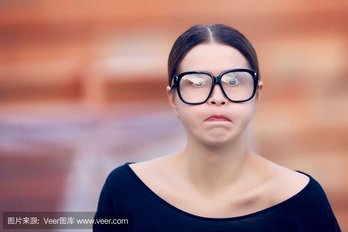 虎魚眼發白怎么回事：虎魚眼發白怎么回事虎魚眼發白怎么回事虎魚眼發白怎么回事