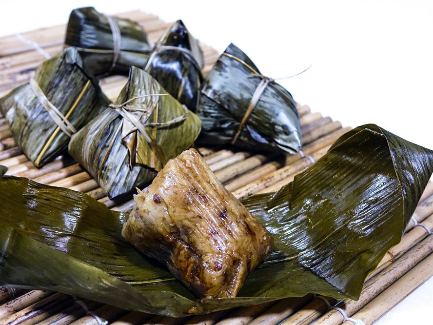 古典金龍用白缸養(yǎng)會怎么樣：古典金龍怎么養(yǎng)出更好的底色