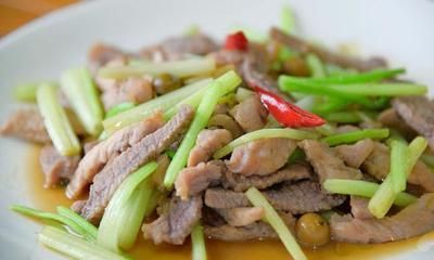 魟魚吃多了會上癮嗎：吃[需手動填充]魚會上癮嗎