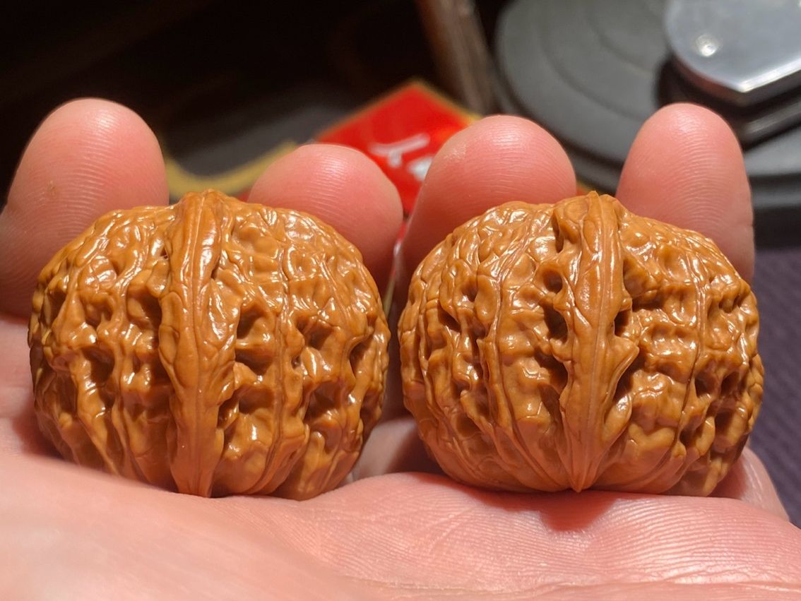 磨盤獅子頭一對，底子已經打好