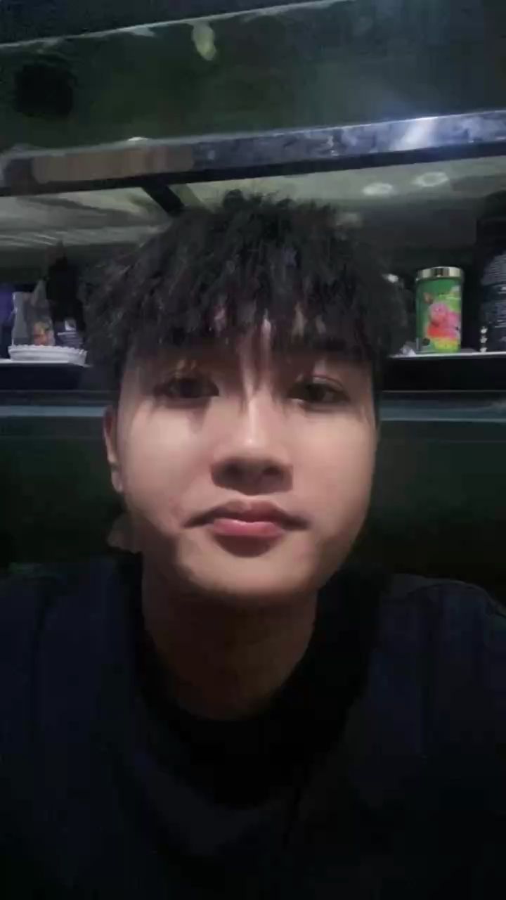我相信只要努力，鐵棒也能磨成了針。 我相信只要努力，鐵棒也能磨成了針。 龍魚論壇