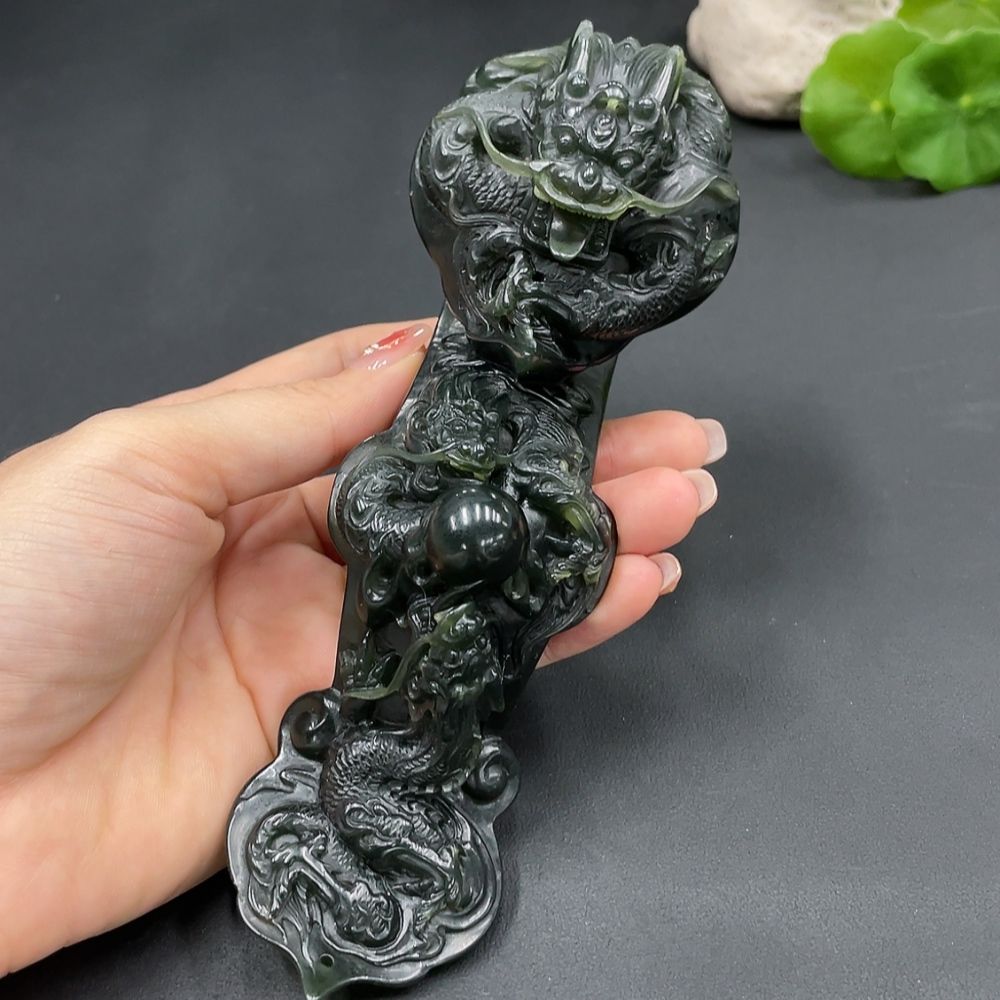 新疆碧玉,有喜歡的可以收藏!支持鑒定。 龍魚論壇 第1張 新疆碧玉,有喜歡的可以收藏!支持鑒定。 新疆碧玉,有喜歡的可以收藏!支持鑒定。 龍魚論壇 第1張