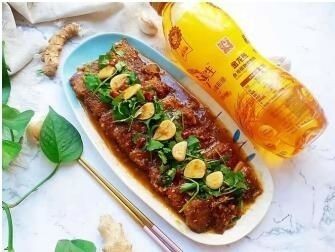 高溫下金龍魚食欲變化：如何降低魚缸水溫方法，金龍魚食欲下降處理辦法