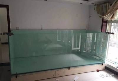 60的魚缸6毫米玻璃用拉筋嗎對嗎：關于魚缸拉筋的問題 60的魚缸6毫米玻璃用拉筋嗎對嗎：關于魚缸拉筋的問題 魚缸百科 第3張