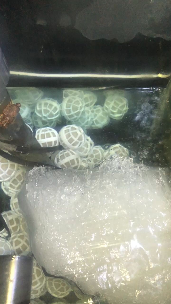森森魚缸的過濾系統V6V5那個好