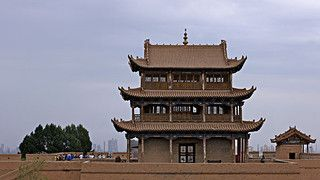 嘉峪關(guān)水族館vs祥龍魚場(chǎng)（嘉峪關(guān)水族館與祥龍魚場(chǎng)之間的差異之前，我們需要明確基本信息和特點(diǎn)）