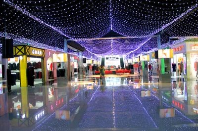赤峰水族館vs祥龍魚(yú)場(chǎng)（赤峰水族館和祥龍魚(yú)場(chǎng)哪個(gè)好）