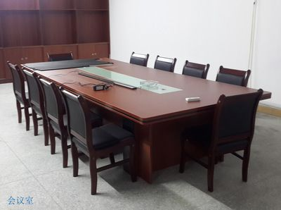 玻璃魚(yú)缸會(huì)議室效果圖：玻璃魚(yú)缸會(huì)議室與玻璃魚(yú)缸會(huì)議室的效果圖是一種獨(dú)特的詮釋