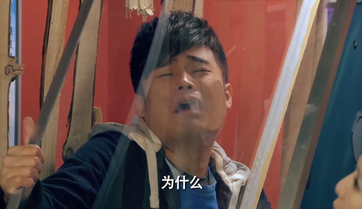 愛情公寓魚缸電梯視頻：《愛情公寓》中魚缸和電梯的有趣情節 愛情公寓魚缸電梯視頻：《愛情公寓》中魚缸和電梯的有趣情節 魚缸百科 第1張