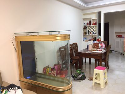 大魚缸品牌排行榜：大魚缸品牌排行榜：水族箱材質(zhì)探秘水族箱材質(zhì)探秘