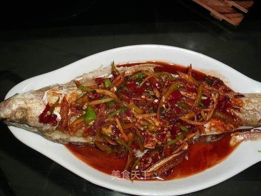 紅龍魚燒尾：如何判斷紅龍魚燒尾程度，紅龍魚燒尾與水質(zhì)關系 紅龍魚燒尾：如何判斷紅龍魚燒尾程度，紅龍魚燒尾與水質(zhì)關系 紅龍魚百科 第5張