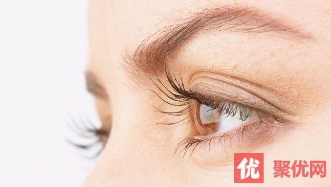 魟魚眼部護理方法：魟魚日常保健技巧，[需手動填充]魚眼部護理注意事項