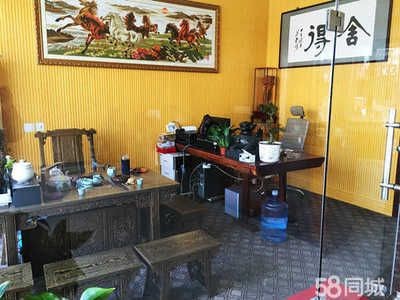 單縣哪里有賣(mài)魚(yú)缸的地方啊：?jiǎn)慰h賣(mài)魚(yú)缸的地方