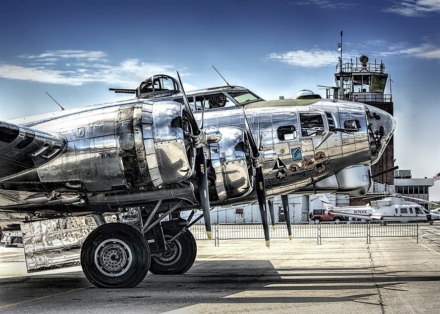 大白鯊經(jīng)典鏡頭推輪椅