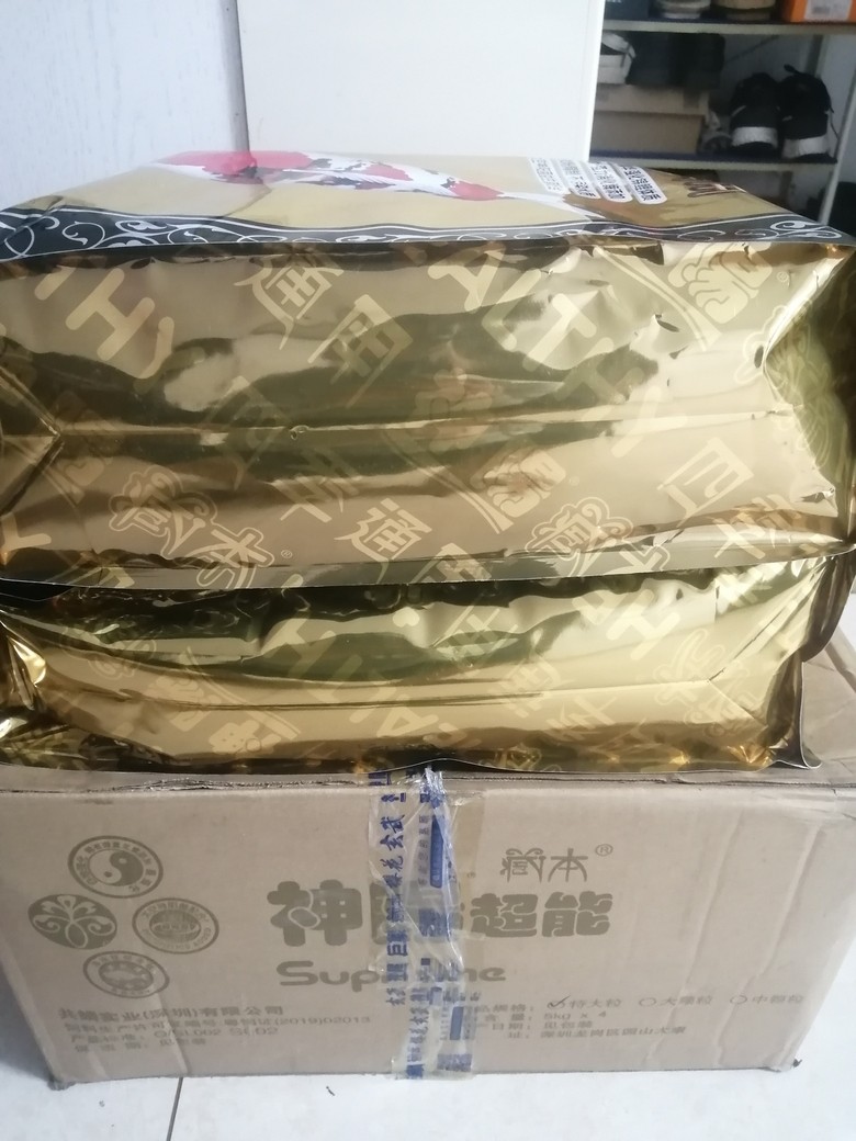 雙十一，網購一年的魚糧，濾棉！