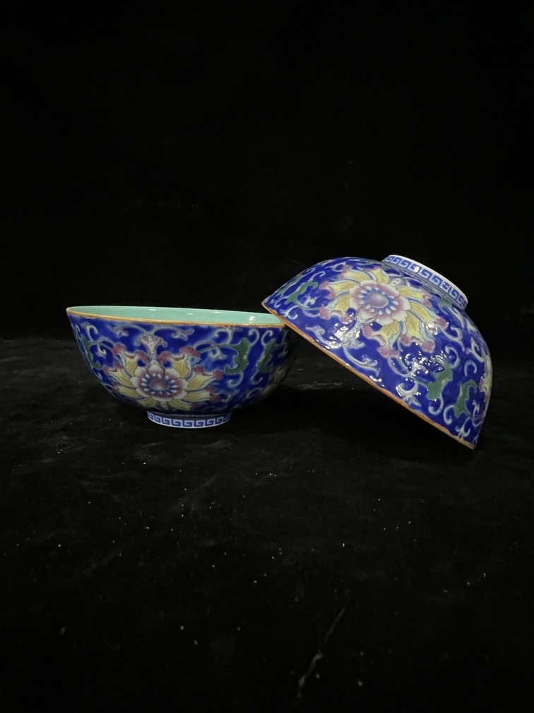 粉彩瓷器