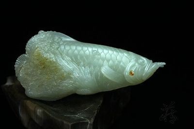 金龍魚玉雕擺件大全