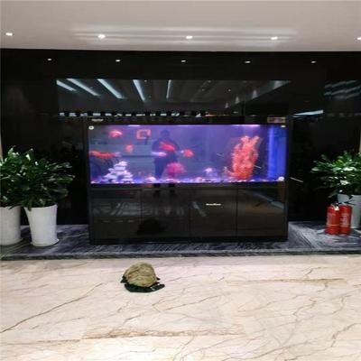 徹底清洗魚(yú)缸的方法有哪些：清洗魚(yú)缸的方法