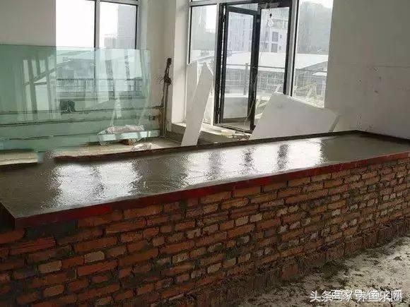 大魚缸用什么玻璃膠好：大魚缸玻璃膠適合選擇什么樣的玻璃膠適合大魚缸的玻璃膠 大魚缸用什么玻璃膠好：大魚缸玻璃膠適合選擇什么樣的玻璃膠適合大魚缸的玻璃膠 魚缸百科 第2張