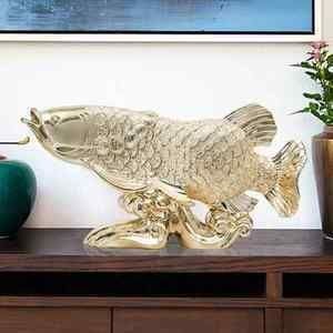 金龍魚擺件放在客廳什么位置好