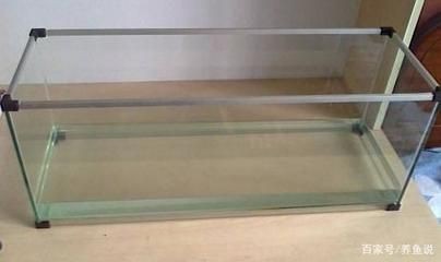玻璃膠膠的魚缸多長時間可以使用：魚缸玻璃膠使用壽命