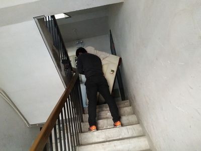 搬運工為玻璃廠運魚缸雙方講好每成功運一個魚缸：搬運工成功搬運了多少個魚缸？ 搬運工為玻璃廠運魚缸雙方講好每成功運一個魚缸：搬運工成功搬運了多少個魚缸？ 魚缸百科 第4張