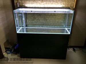 大型魚缸底柜后面用什么材料：大型魚缸底柜后面的材料如何選擇？