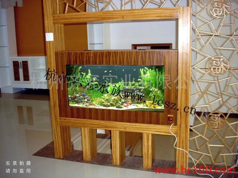 玻璃魚缸隔斷效果圖：玻璃魚缸隔斷的設計技巧