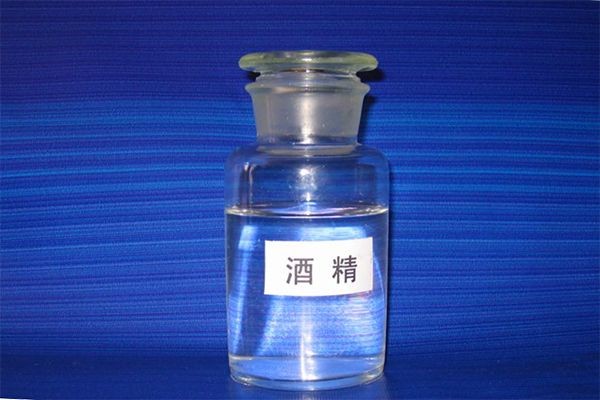 玻璃魚缸的玻璃膠怎么去除掉：如何去除玻璃魚缸上的玻璃膠？