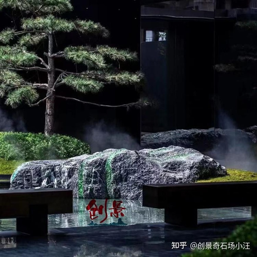 定做一個一米的魚缸多少錢?。憾ㄗ鲆粋€一米的魚缸具體價格會受到多種因素影響