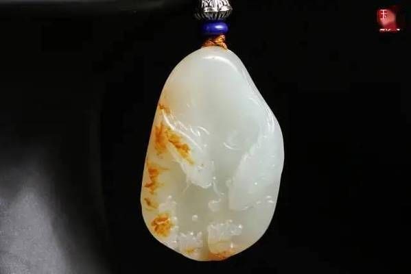 金龍魚玉石雕 寓意和象征是什么 金龍魚玉石雕 寓意和象征是什么 龍魚百科 第3張