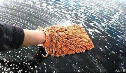 擦魚缸的工具可以擦玻璃嗎：如何選擇合適的魚缸清潔工具 擦魚缸的工具可以擦玻璃嗎：如何選擇合適的魚缸清潔工具 魚缸百科 第2張