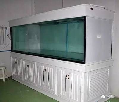 大缸改造魚缸哪些配套設(shè)備可以用：智能魚缸改造的材料設(shè)備魚缸改造需要的材料設(shè)備包括