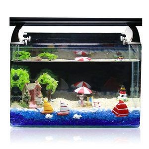 白石子魚(yú)缸造景：白石子是魚(yú)缸造景中常用的一種裝飾材料