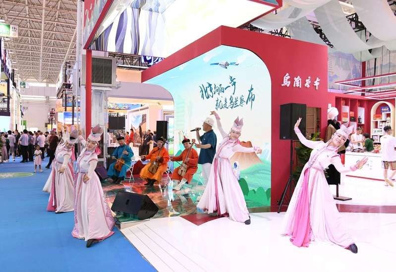 烏蘭察布水族館，幾種不同風(fēng)格的一句短標(biāo)題供你參考，，探秘烏蘭察布水族館奇幻世界，邂逅烏蘭察布水族館靈動(dòng)生靈，暢游烏蘭察布水