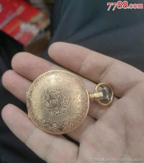 價值600萬的老懷表圖片，幾種不同風格的1句短標題示例，你可以按需選用，，驚艷！價值600萬老懷表高清圖來襲，速覽丨價值600萬的老懷表絕美圖片，重磅！價值600萬老懷表