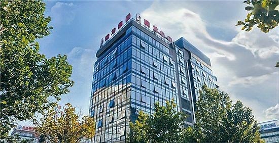 建龍集團董事長
