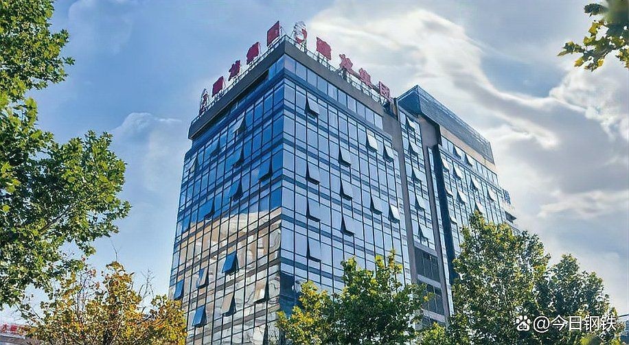 建龍集團董事長