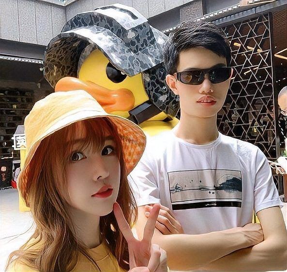 和平精英鯊魚的女朋友