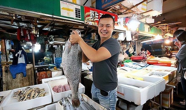 建議買帶魚還是黃花魚，帶魚與黃花魚選購指南，營養(yǎng)口感大比拼，到底選 建議買帶魚還是黃花魚，帶魚與黃花魚選購指南，營養(yǎng)口感大比拼，到底選 龍魚論壇 第4張