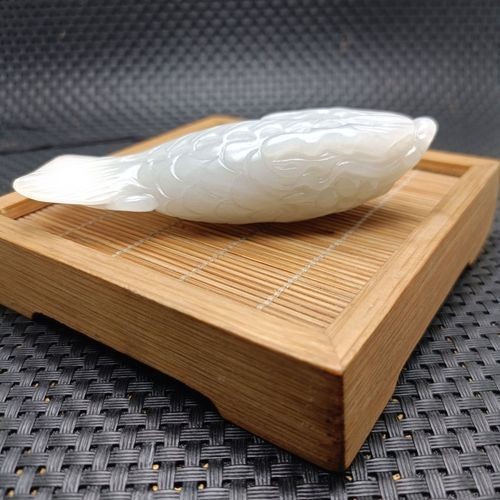 和田玉龍魚(yú)圖片，和田玉龍魚(yú)精品高清圖片鑒賞