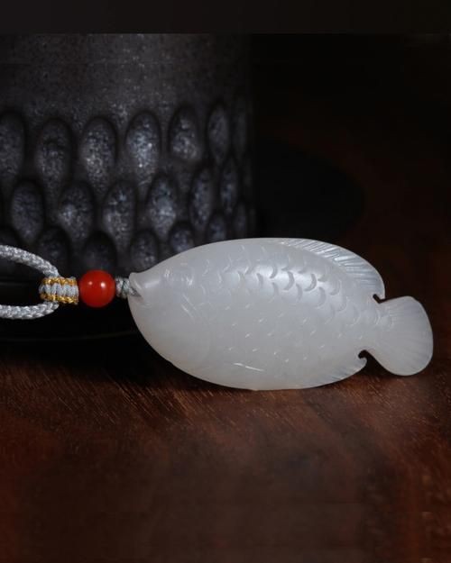 和田玉龍魚(yú)圖片，和田玉龍魚(yú)精品高清圖片鑒賞