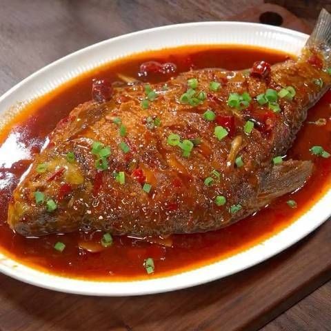 家常紅燒魚的做法，家常紅燒魚詳細步驟，輕松學會經(jīng)典美味做法 家常紅燒魚的做法，家常紅燒魚詳細步驟，輕松學會經(jīng)典美味做法 龍魚論壇 第11張